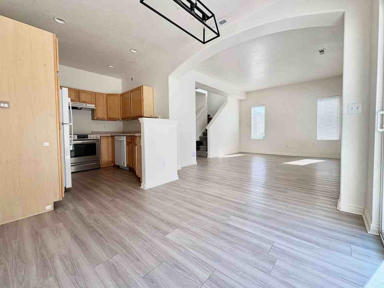 1553 W Vivante Way - Photo 6 of 21