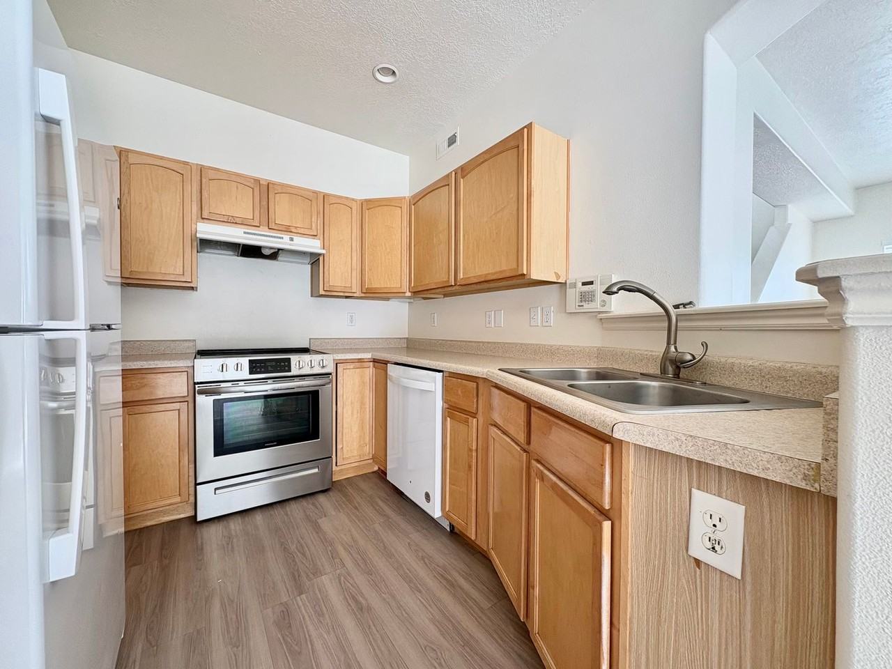 1553 W Vivante Way - Photo 7 of 21