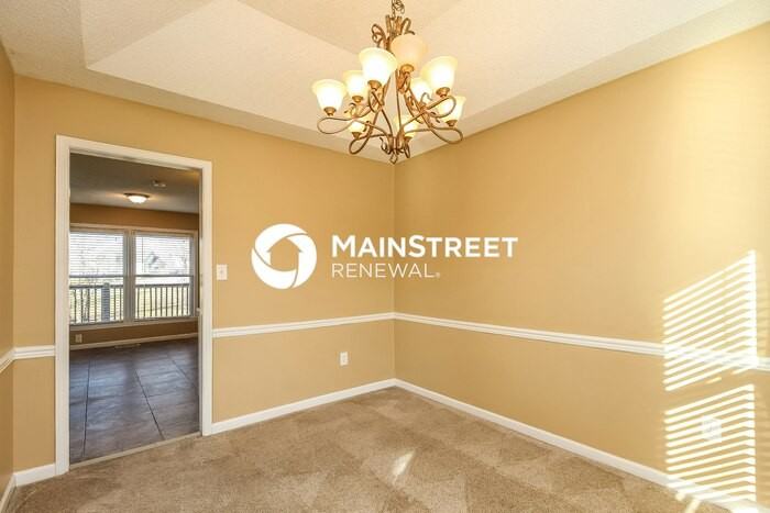 14412 Wilshire Cir - Photo 7 of 18
