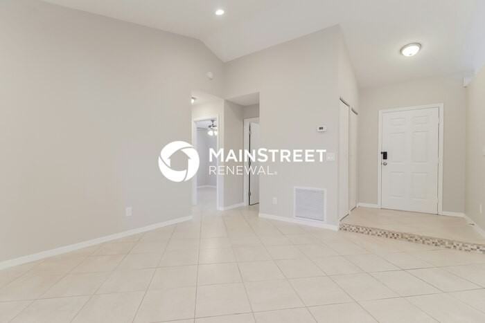 17429 Arizona Rd - Photo 3 of 16