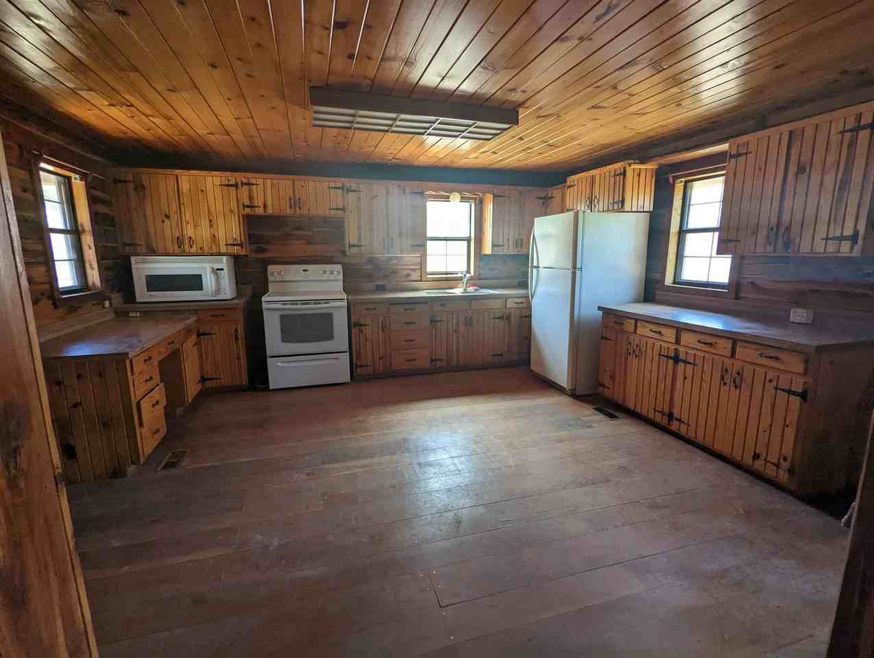 8381 Chouteau Springs Dr - Photo 6 of 15