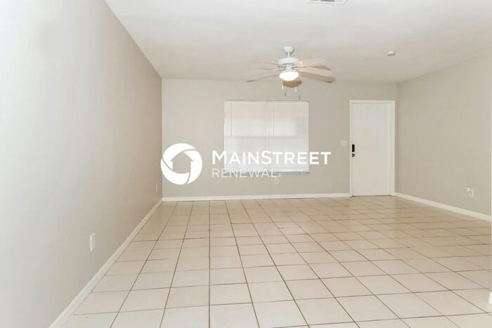 353 Sw Belmont Cir - Photo 4 of 16