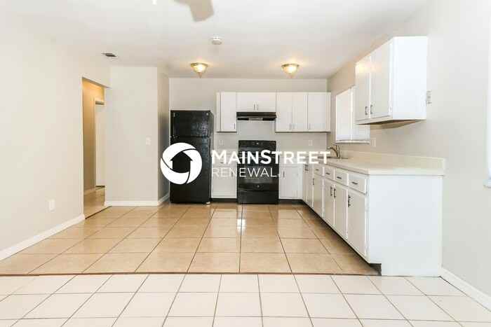 353 Sw Belmont Cir - Photo 6 of 16