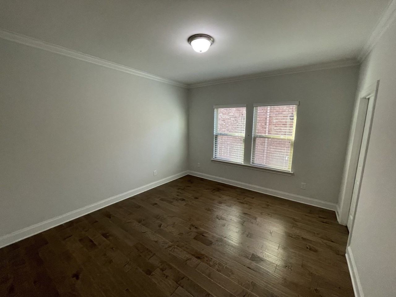 1008 Fenner Ln - Photo 7 of 21