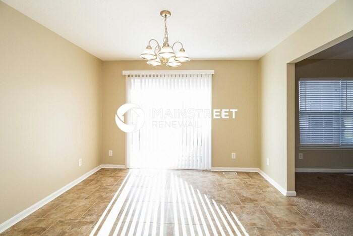 7913 Kenhurst Dr - Photo 6 of 15