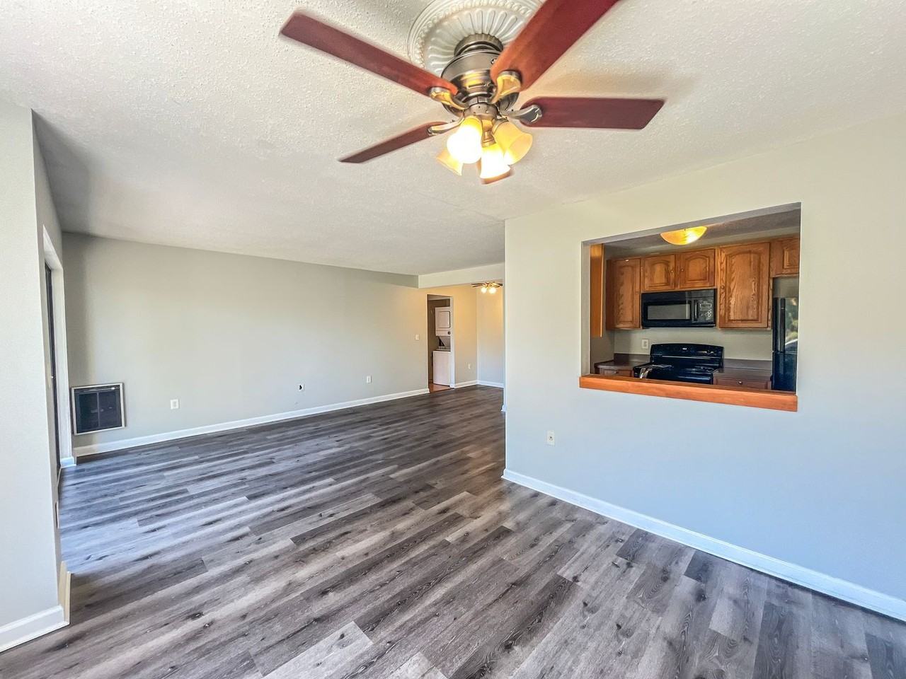 175 Mill Pond Rd #102 - Photo 3 of 14