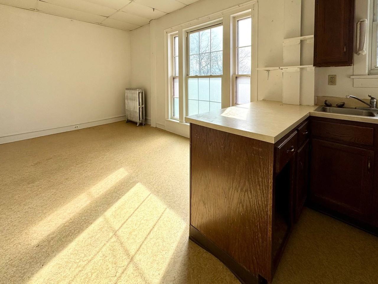 Main & Mansion - Photo 7 of 26