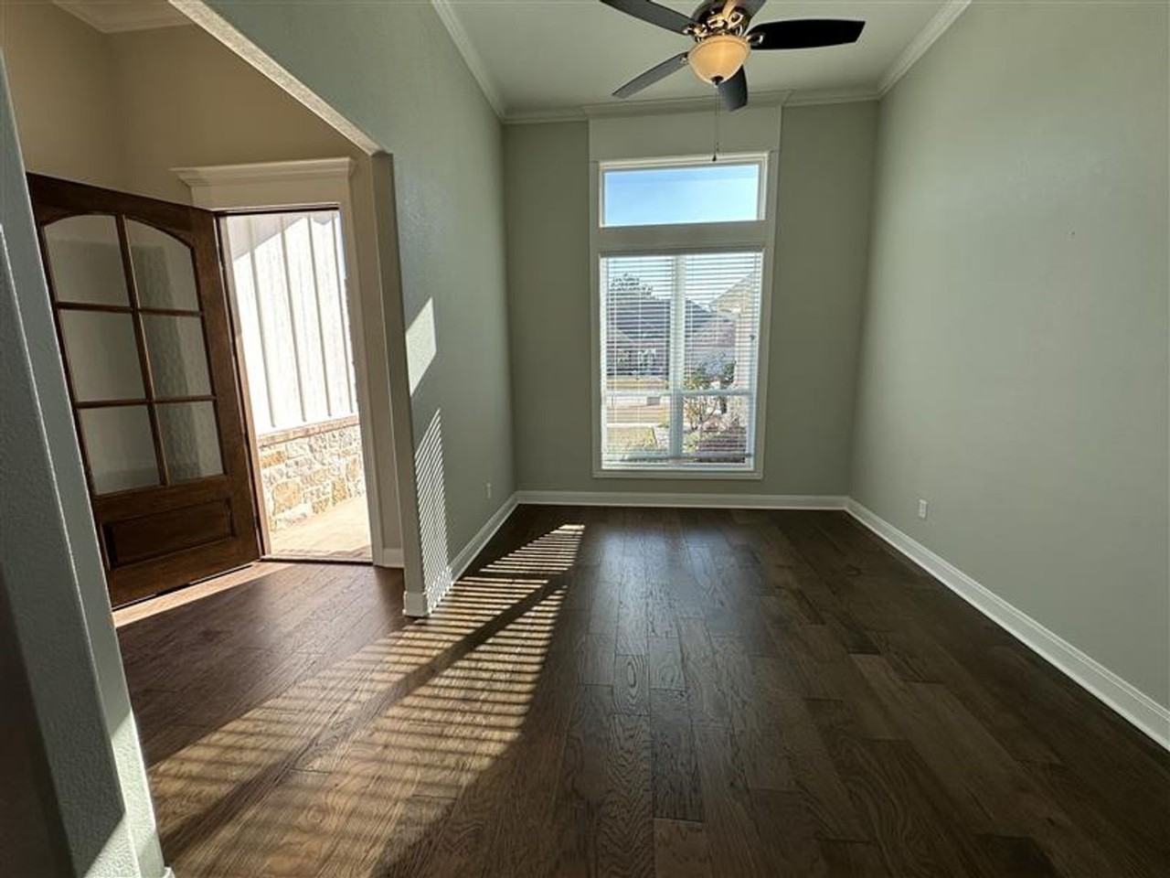 11948 Gillian Ct - Photo 3 of 38