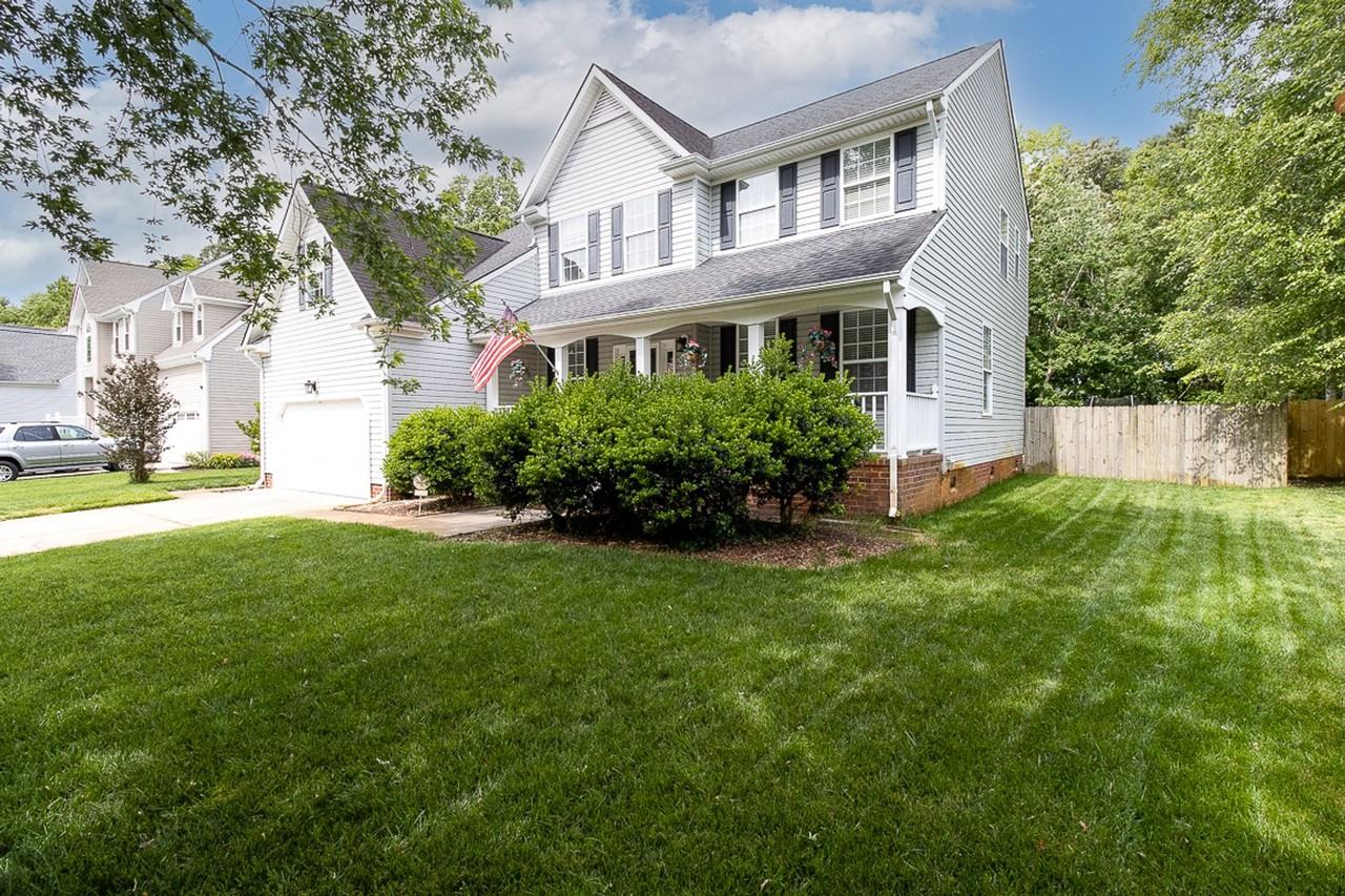 2772 Pleasant Acres Dr - Photo 2 of 50