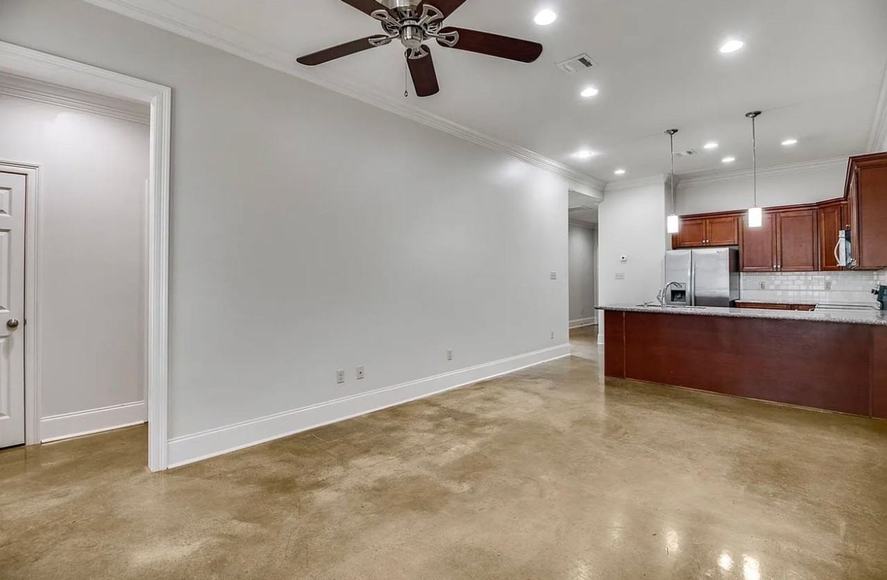 130 Brightwood Dr - Photo 3 of 14