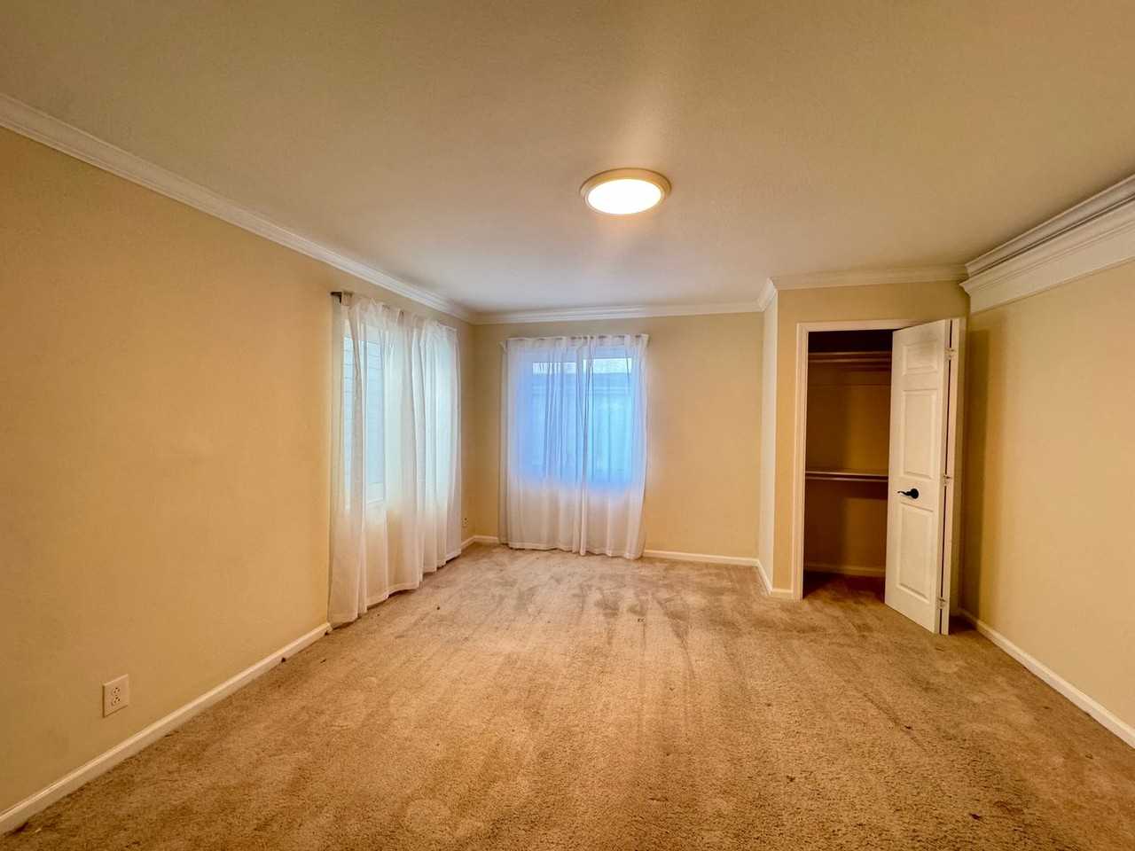 1256 64th St - Photo 5 of 33