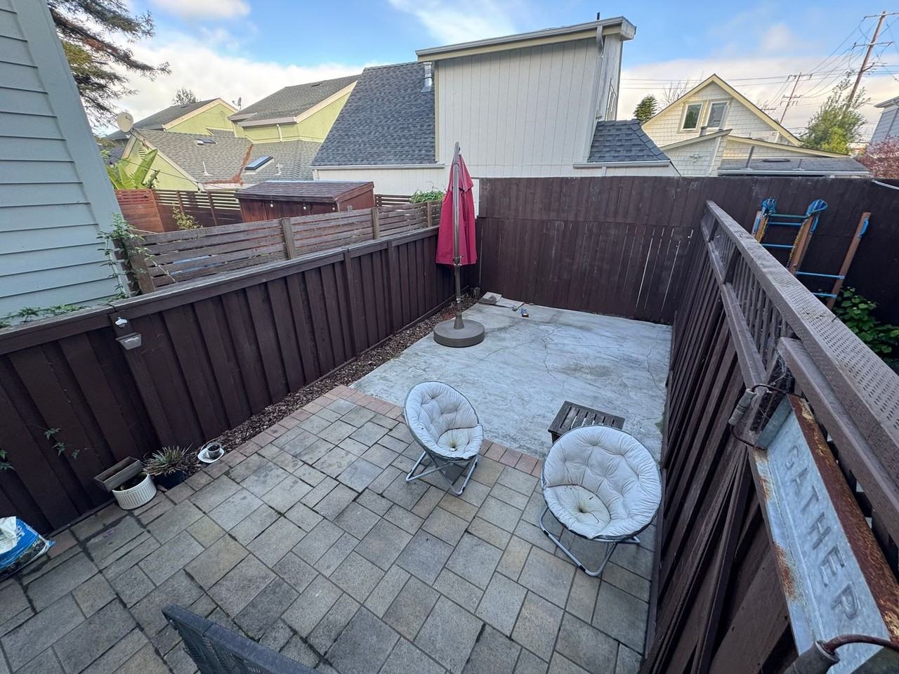 1256 64th St - Photo 7 of 33