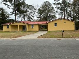 featured image of 1405 Pine St
