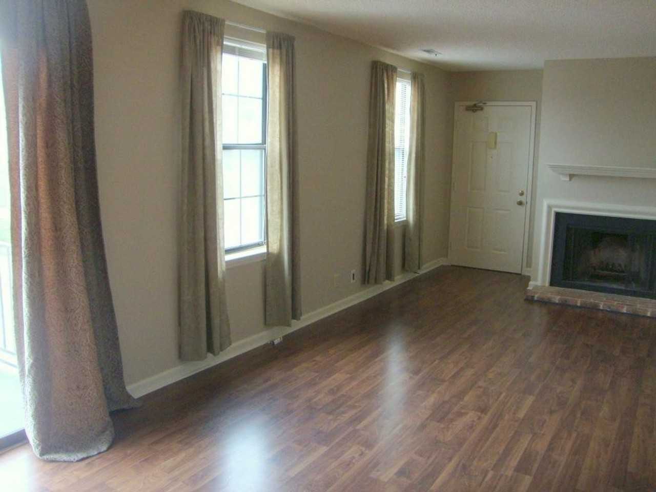 5864 Brentwood Trce - Photo 3 of 13