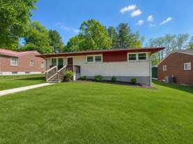 224 Roundhill Dr - Photo 1 of 1