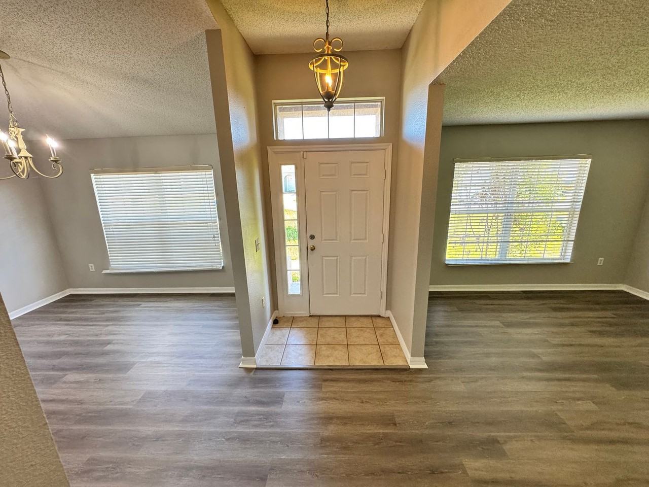 639 Bittern Ct - Photo 3 of 50