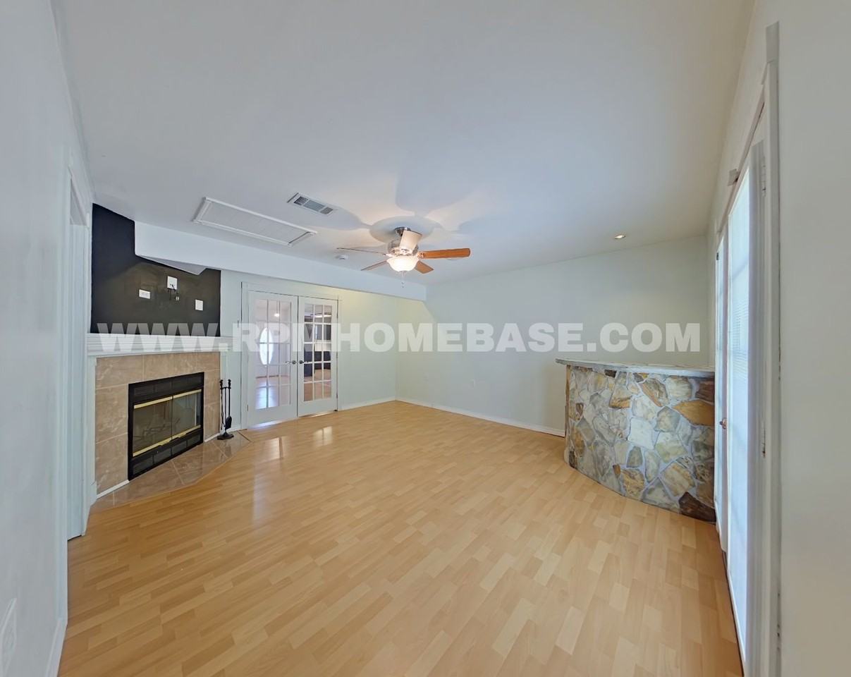 304 Strawbridge Dr - Photo 7 of 18