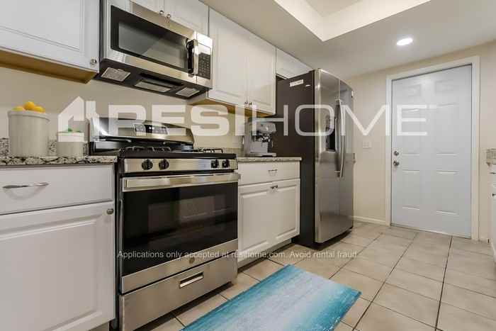 8440 N River Dune St - Photo 3 of 18