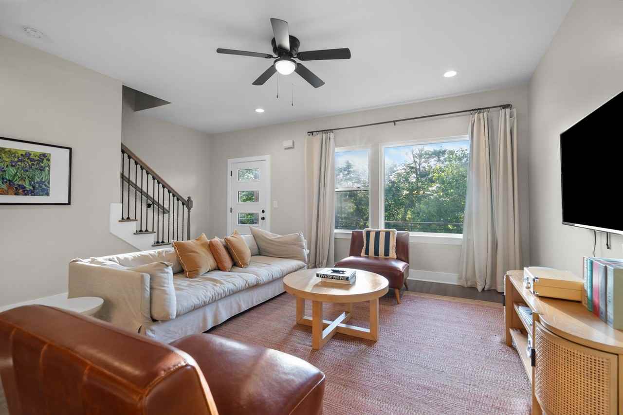 849 Cherokee Ave #10 - Photo 6 of 24