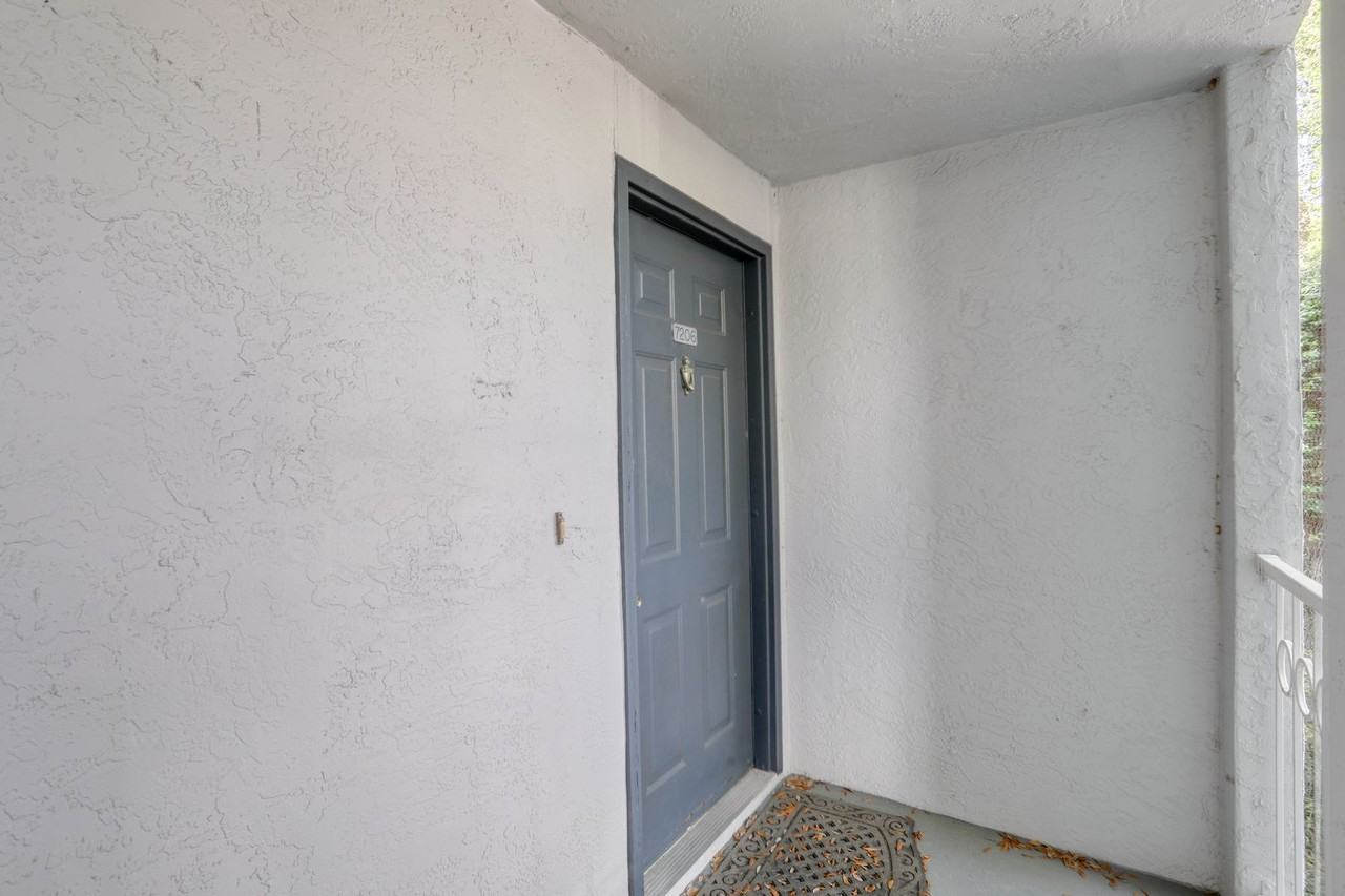 7206 Olympia Ct - Photo 3 of 19