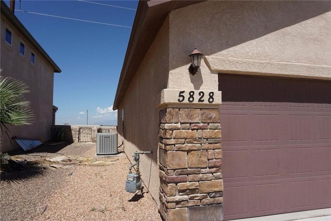 5828 Megan St - Photo 2 of 17