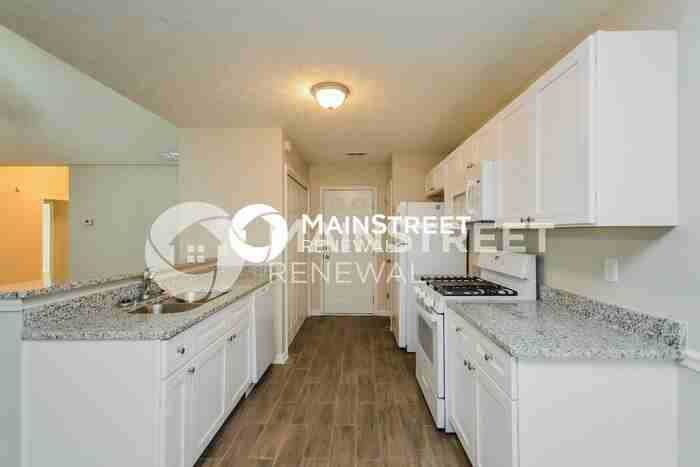 851 Sweetwater Way - Photo 6 of 16