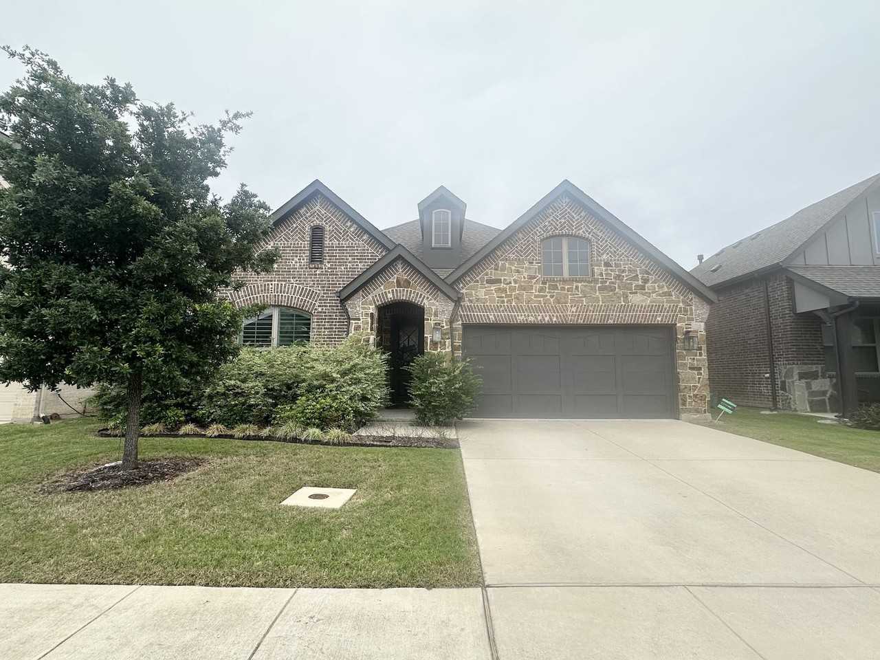 1517 1517 Twistleaf Road - Photo 2 of 33