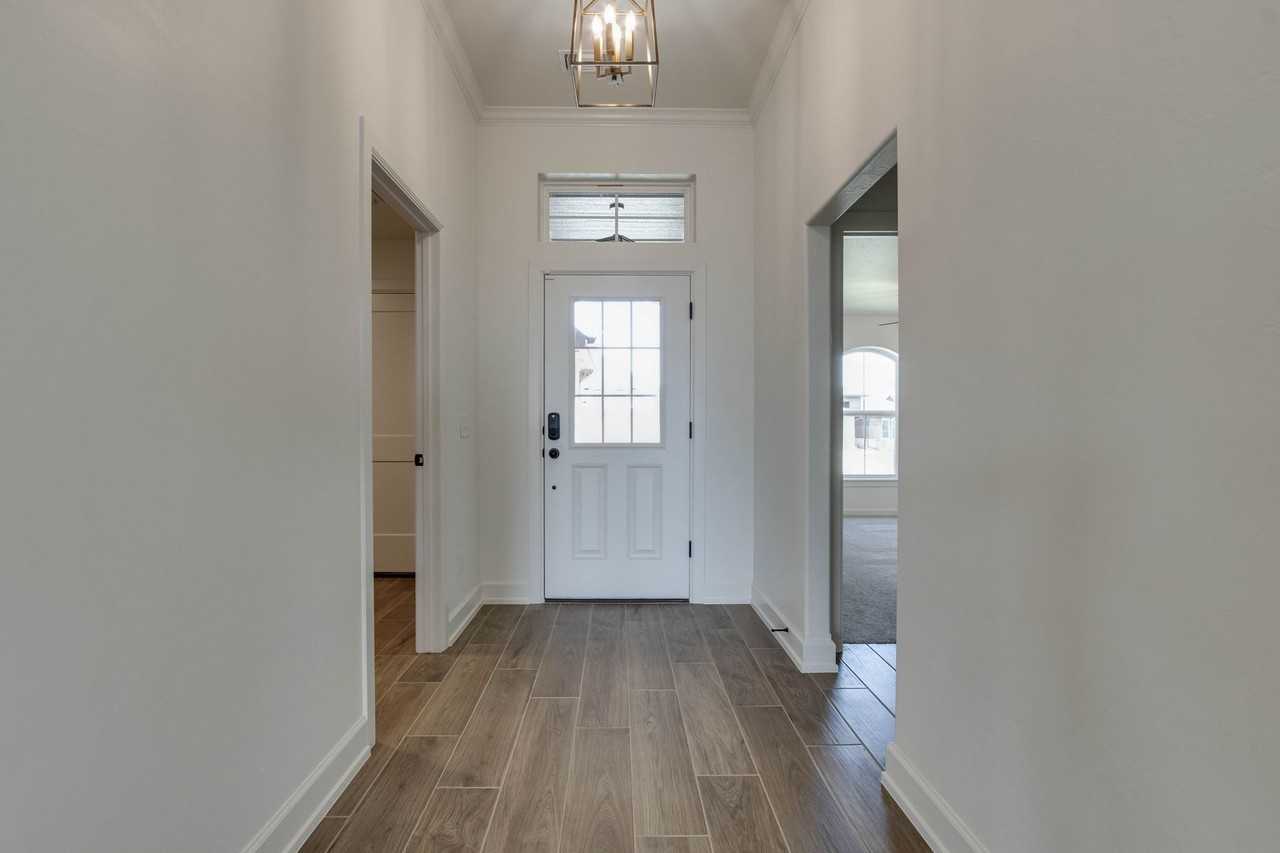 6024 Frankie Lynn Ln - Photo 5 of 50
