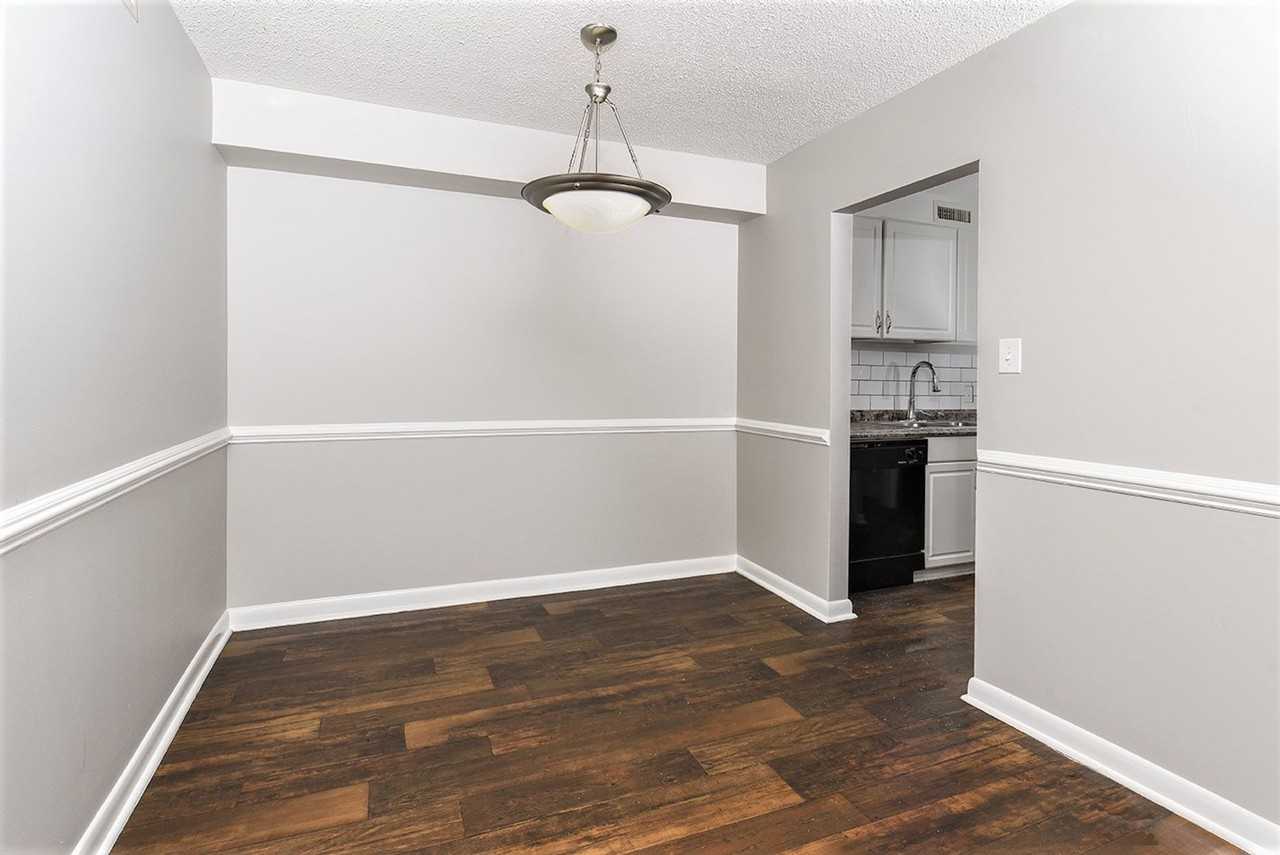 Homewood Heights - Photo 7 of 24