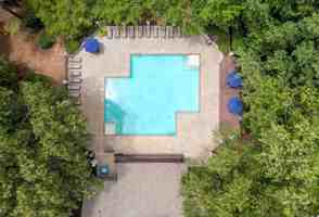 featured image of 1325 Riverside Pkwy