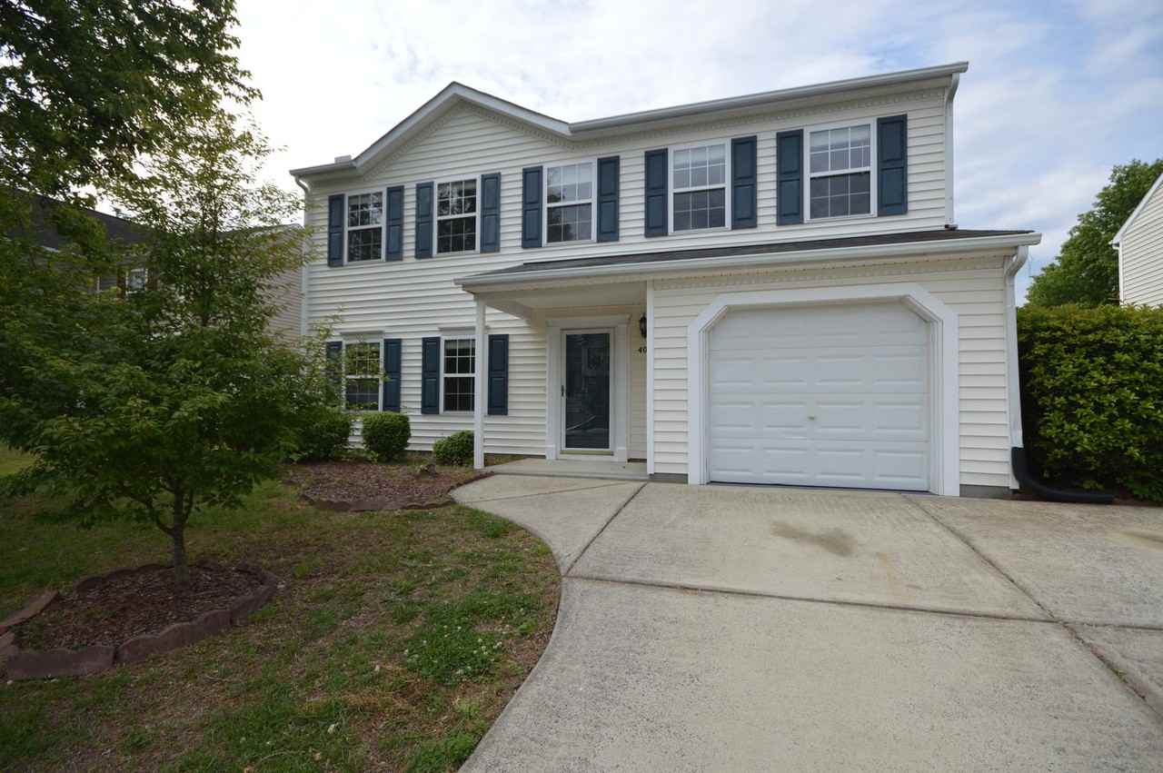 404 Hanson Rd - Photo 2 of 34