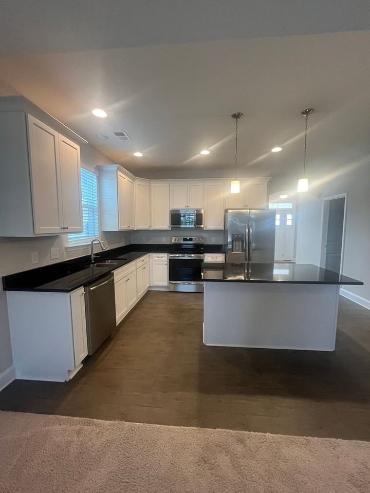 2631 Karkinnen Way - Photo 3 of 25