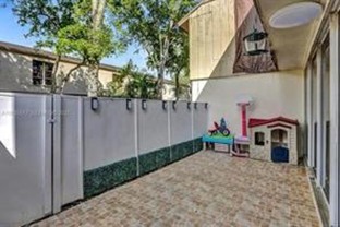 833 Nw 81st Ave - Photo 1 of 1