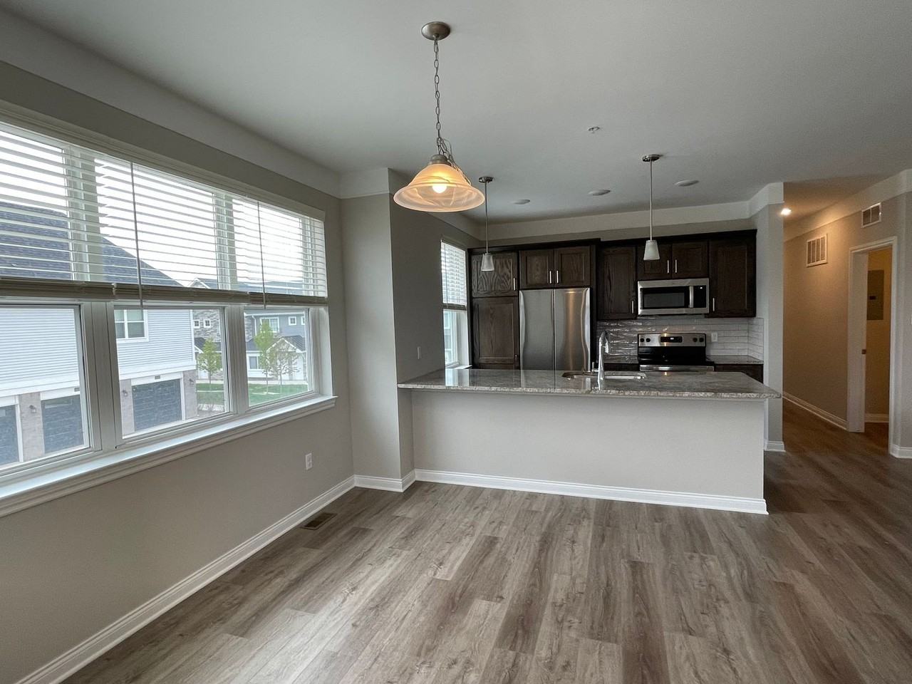 14282 Wexford Dr - Photo 3 of 27