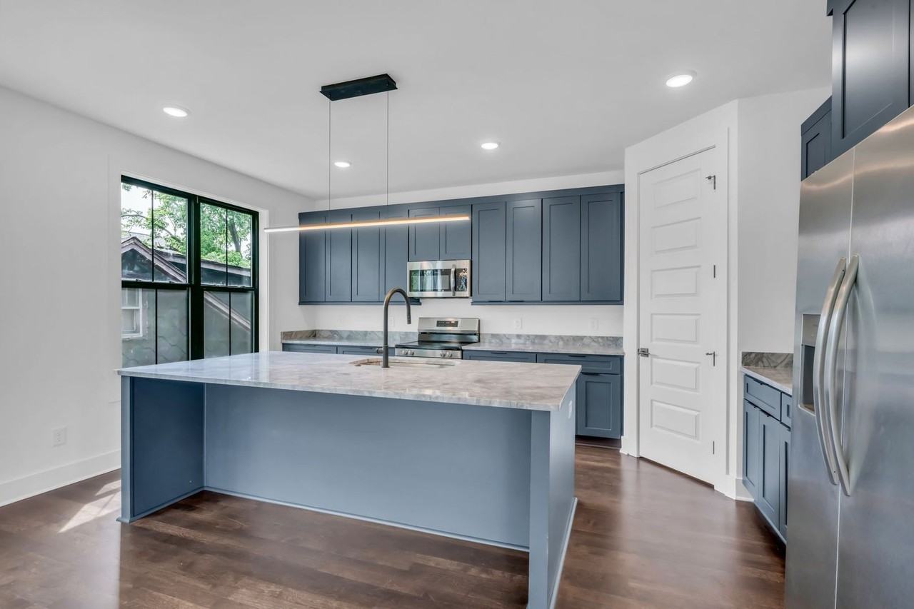 1114 Leland Ave - Photo 3 of 38