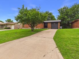 4523 Se Avalon Ave - Photo 1 of 1