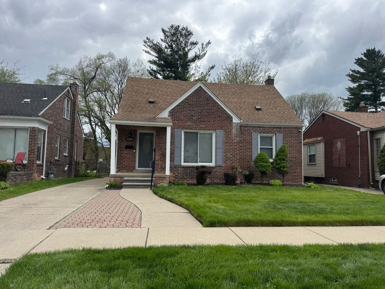 11347 Virgil - Photo 2 of 18