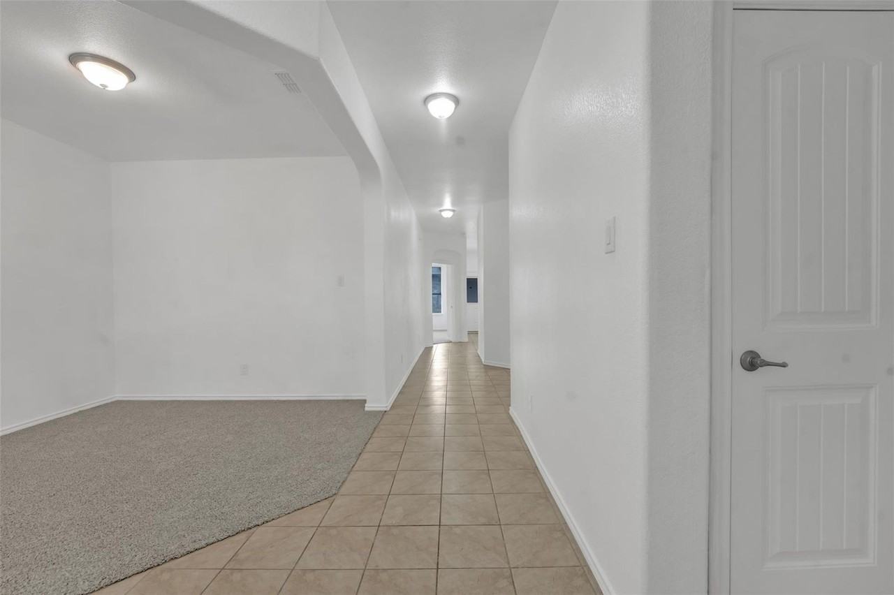 144 Creek Terrace Dr - Photo 2 of 23