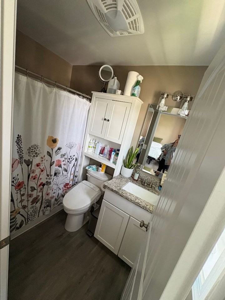182 Hudson Blvd - Photo 3 of 16