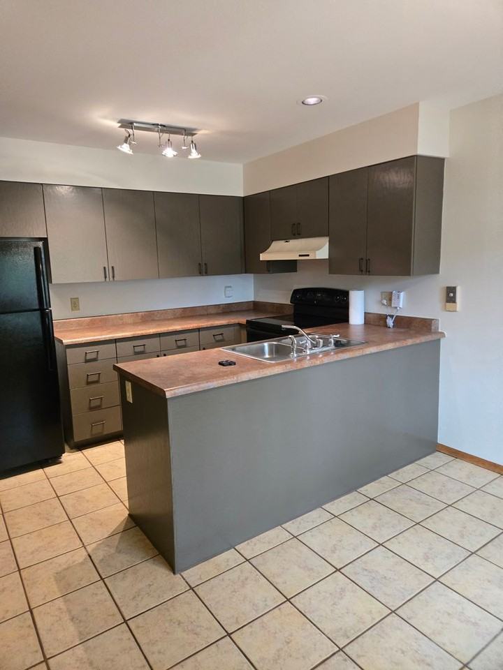 3725 Birchwood Dr #23 - Photo 2 of 18