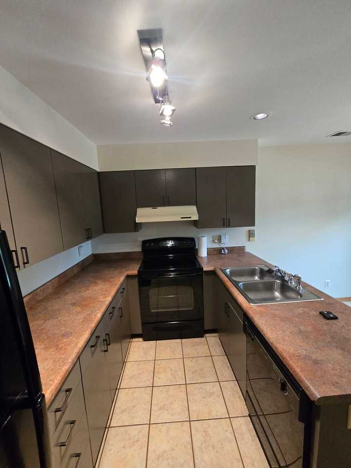 3725 Birchwood Dr #23 - Photo 4 of 18