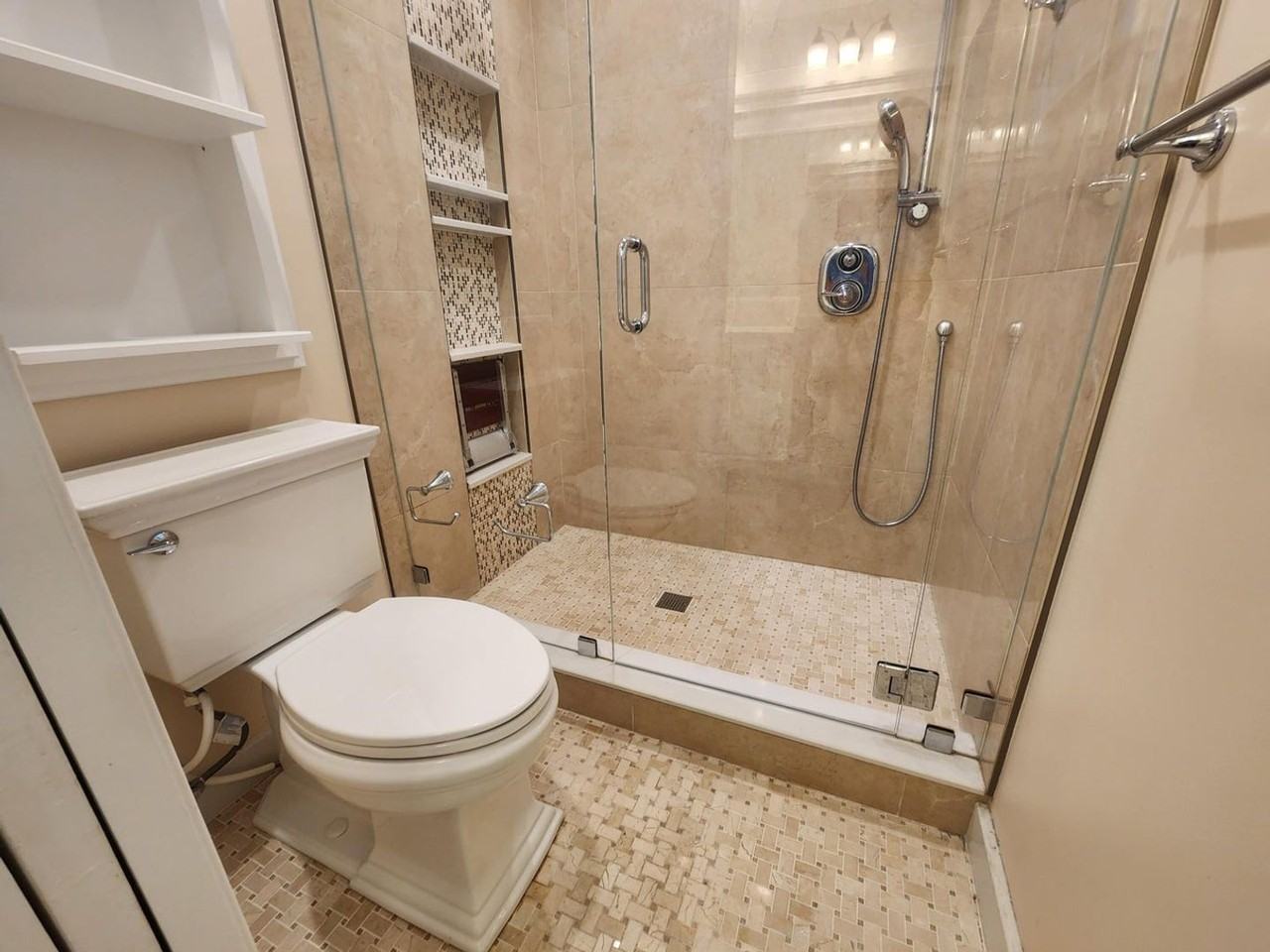 250 E Riverbend Dr #250 - Photo 5 of 22