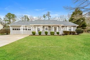 245 Helen Ln - Photo 1 of 1