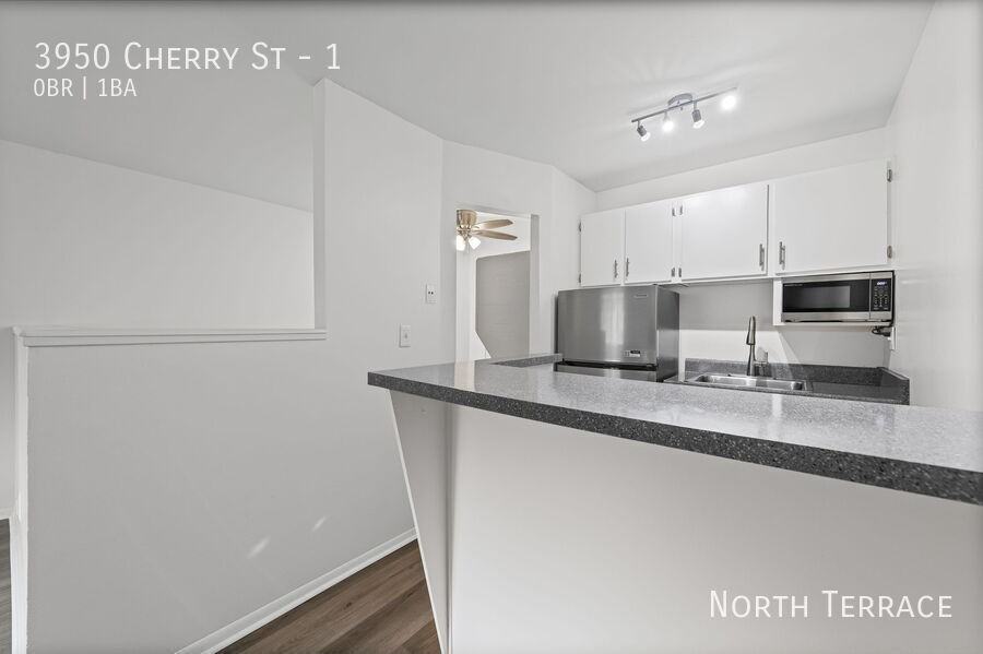 Cherry Street Apartments - Photo 4 of 15