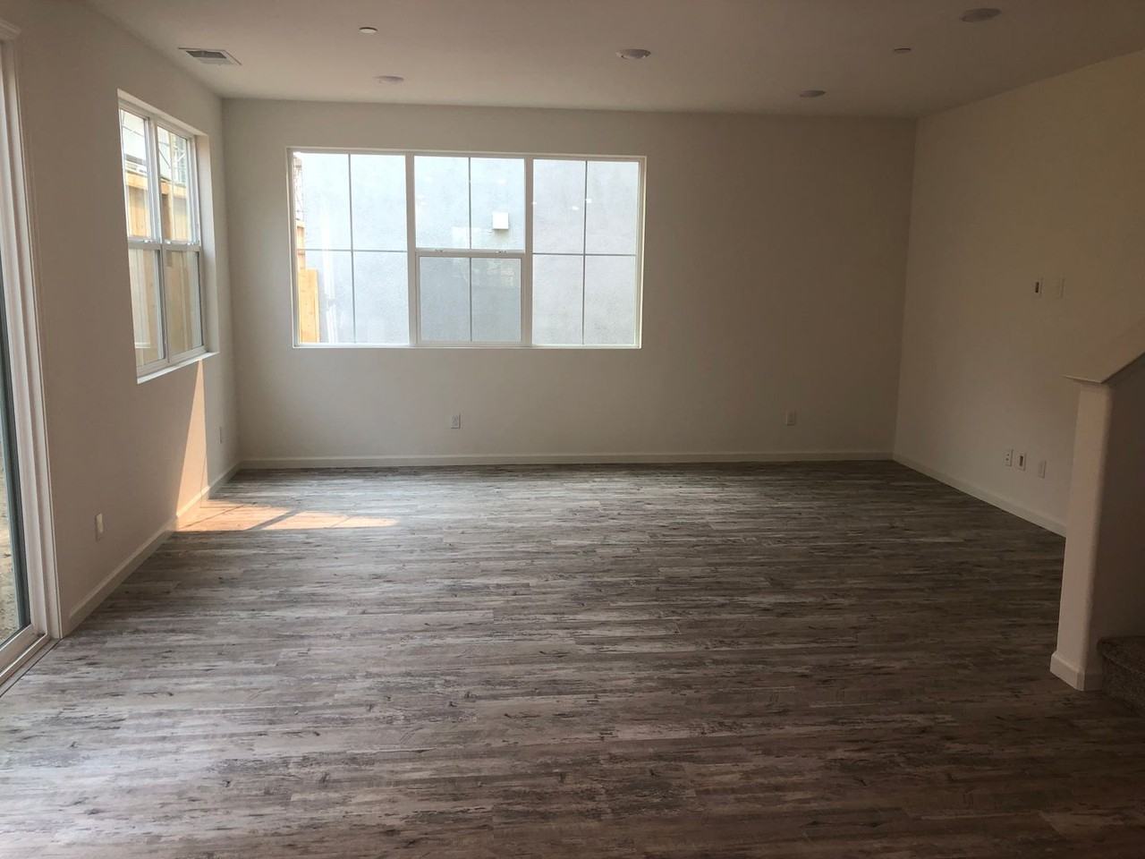 3249 Sunny Gate Ln - Photo 3 of 34