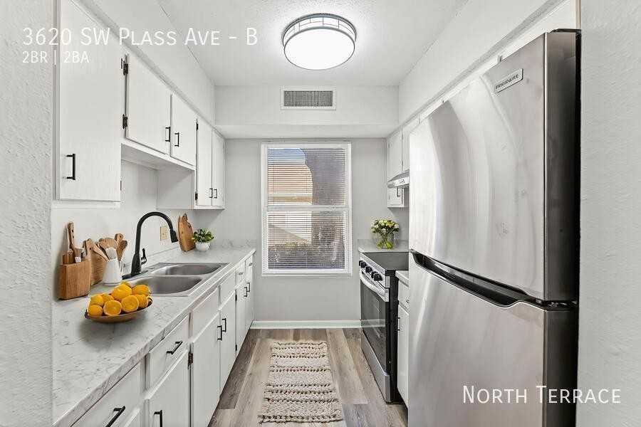 Capstone Townhomes - Photo 7 of 26