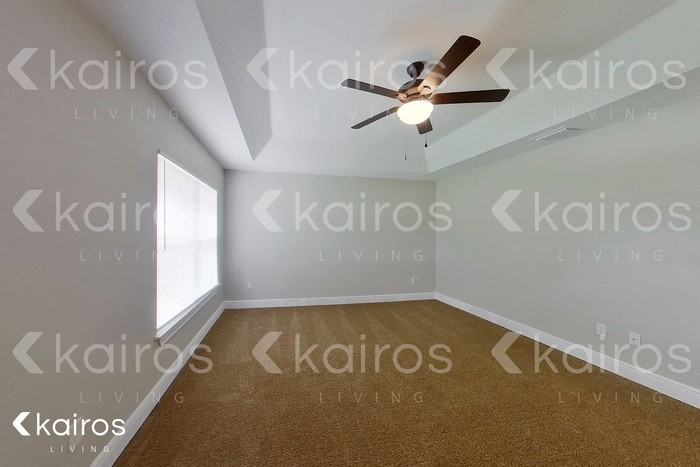 228 Fisher Rd - Photo 4 of 20