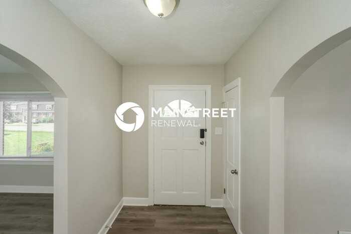 4507 Fegenbush Ln - Photo 7 of 18