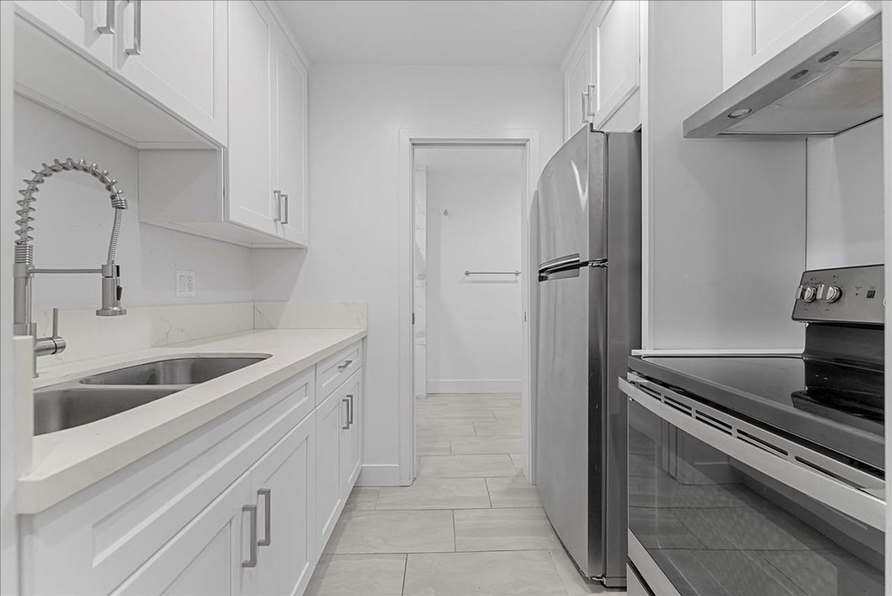 2736 Pomeroy Ave - Photo 4 of 12