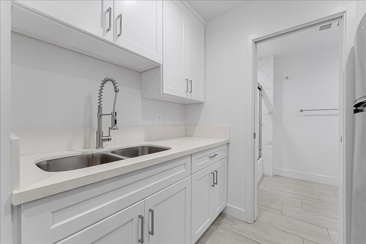 2736 Pomeroy Ave - Photo 5 of 12